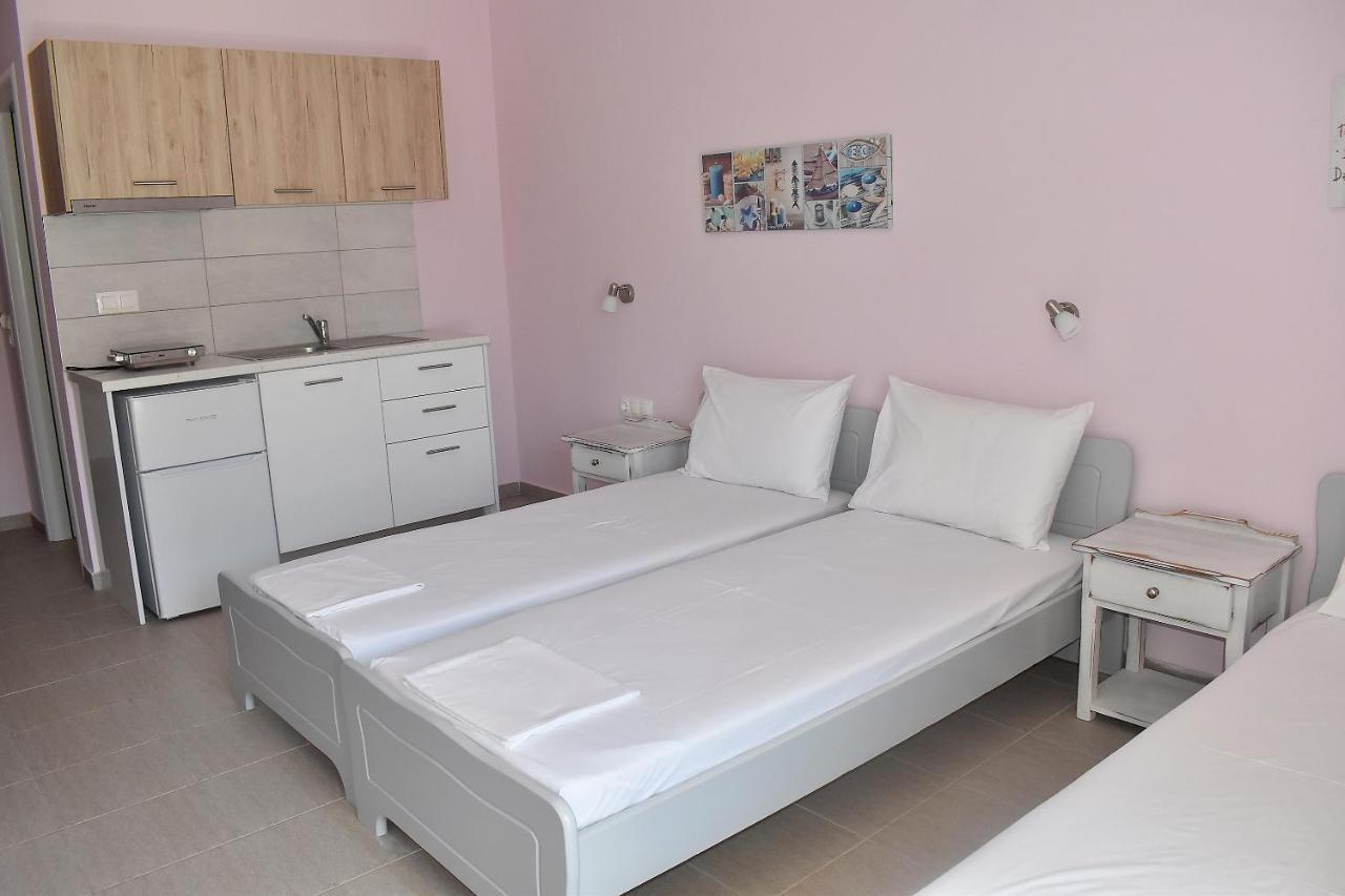Giorgos-Fenia Apartments Παραλία Εξωτερικό φωτογραφία